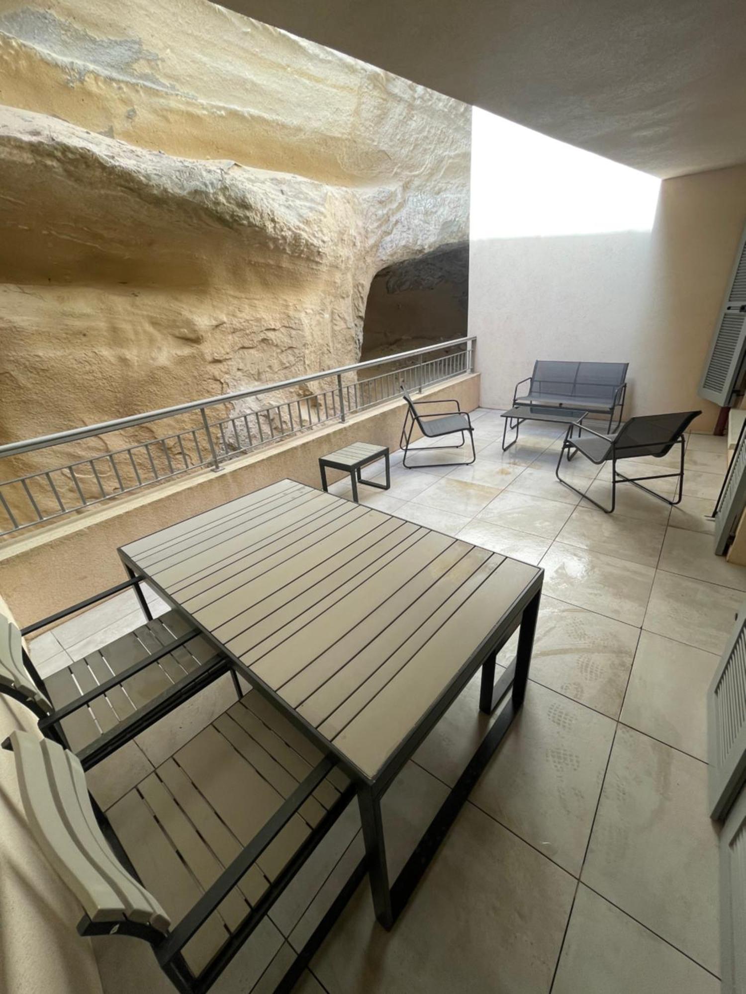 Superbe T2 Neuf Bonifacio Avec Parking Gratuit Apartment Bagian luar foto